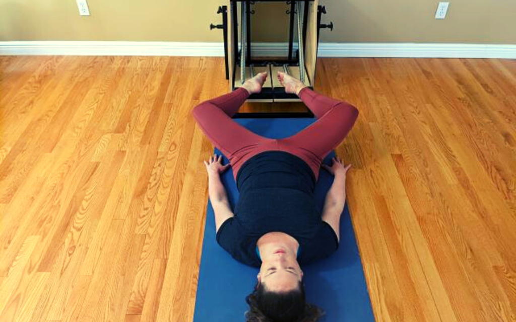 4 Ideas for Split Pedal Exercises on the Pilates Chair